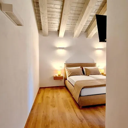 Maria Luisa Mountain Rovere