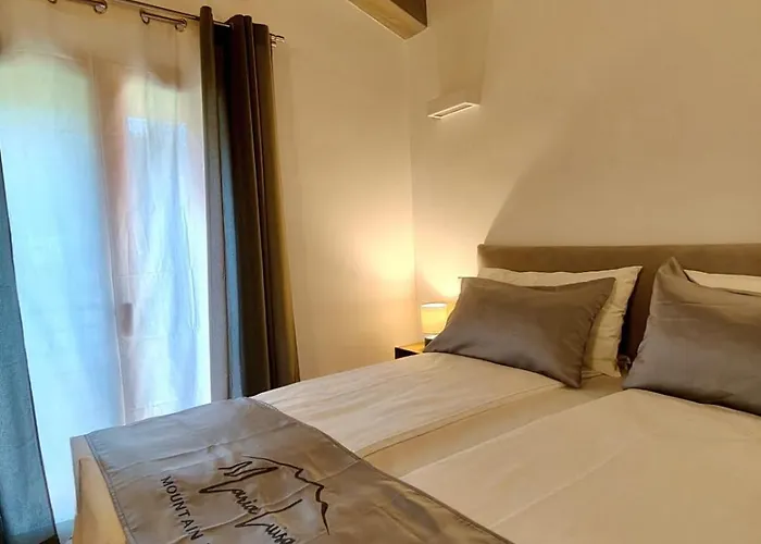 Maria Luisa Mountain Rovere