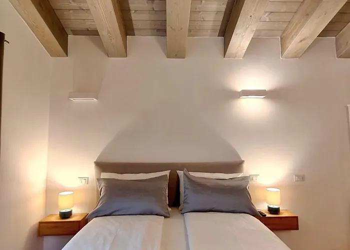 ベッド・アンド・ブレックファスト Maria Luisa Mountain Rovere