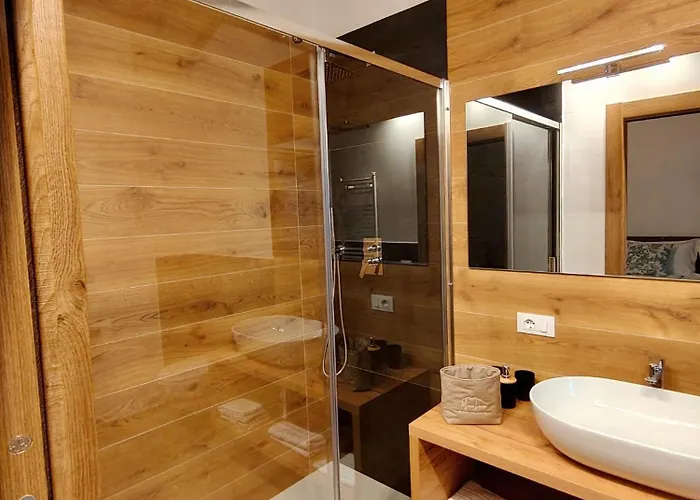 Maria Luisa Mountain Rovere